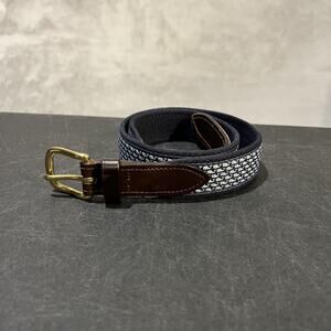 Vineyard Vines Belt Mens 30 Navy Brown Whale Ribbon Club Solid Brass Made in USA